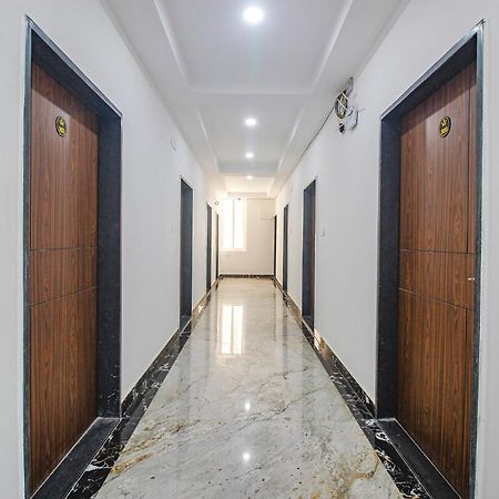 Fabhotel W Grand Suites - Nr Lanco Hills, Manikonda Hajdarabad Zewnętrze zdjęcie
