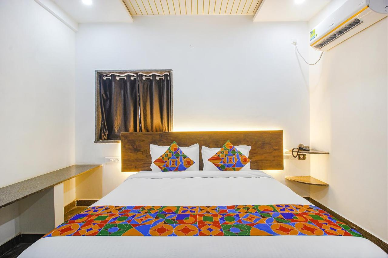 Fabhotel W Grand Suites - Nr Lanco Hills, Manikonda Hajdarabad Zewnętrze zdjęcie